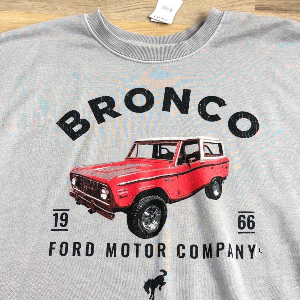 Ford (Gray) Bronco Graphic Sweatshirt Mens Size L Unisex Western Retro Beach NWT